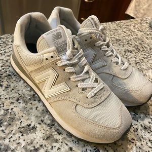 new balance aritzia